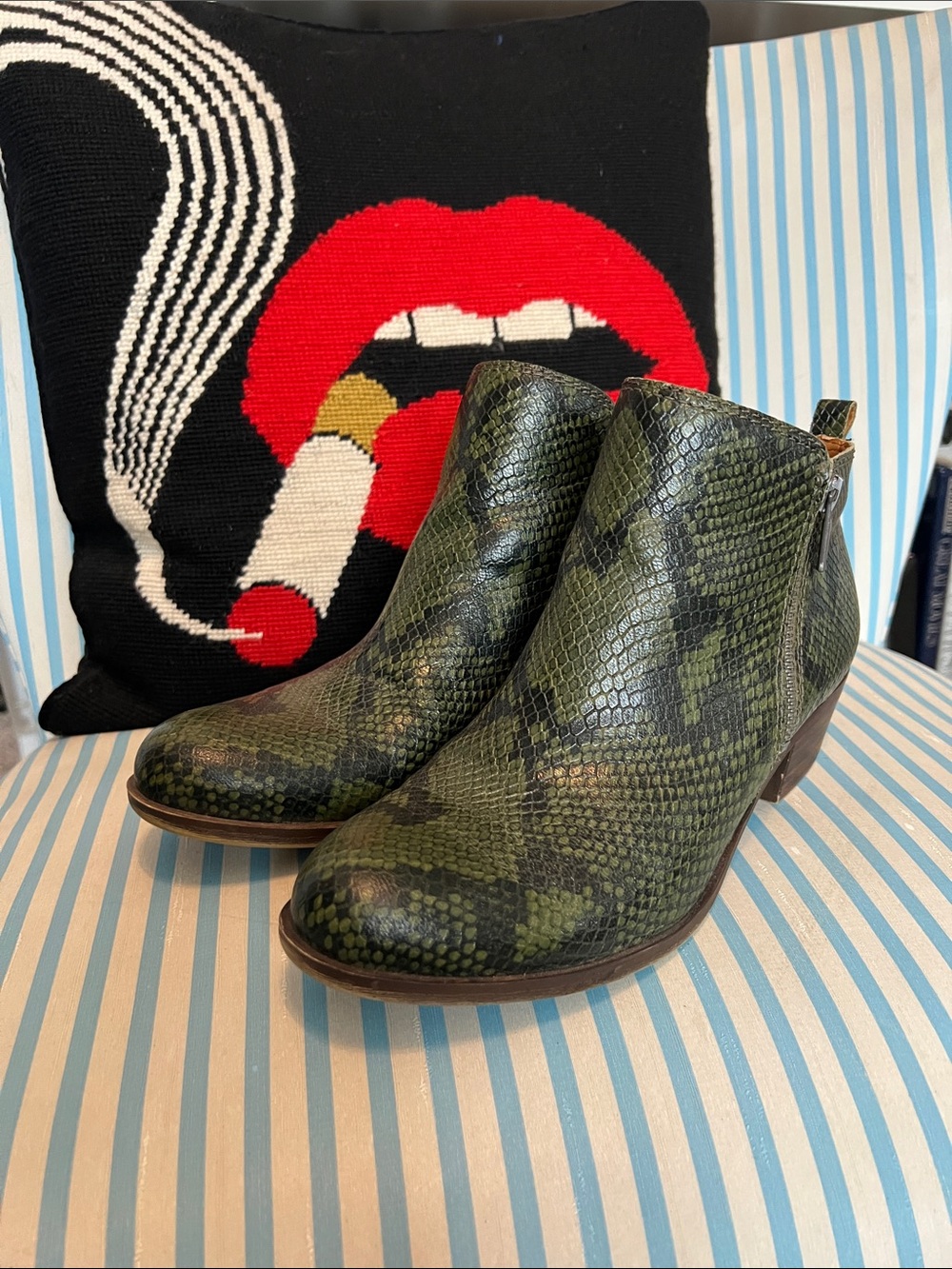 Green Lucky Brand Snake-Print Women's Ankle Boots 8.5